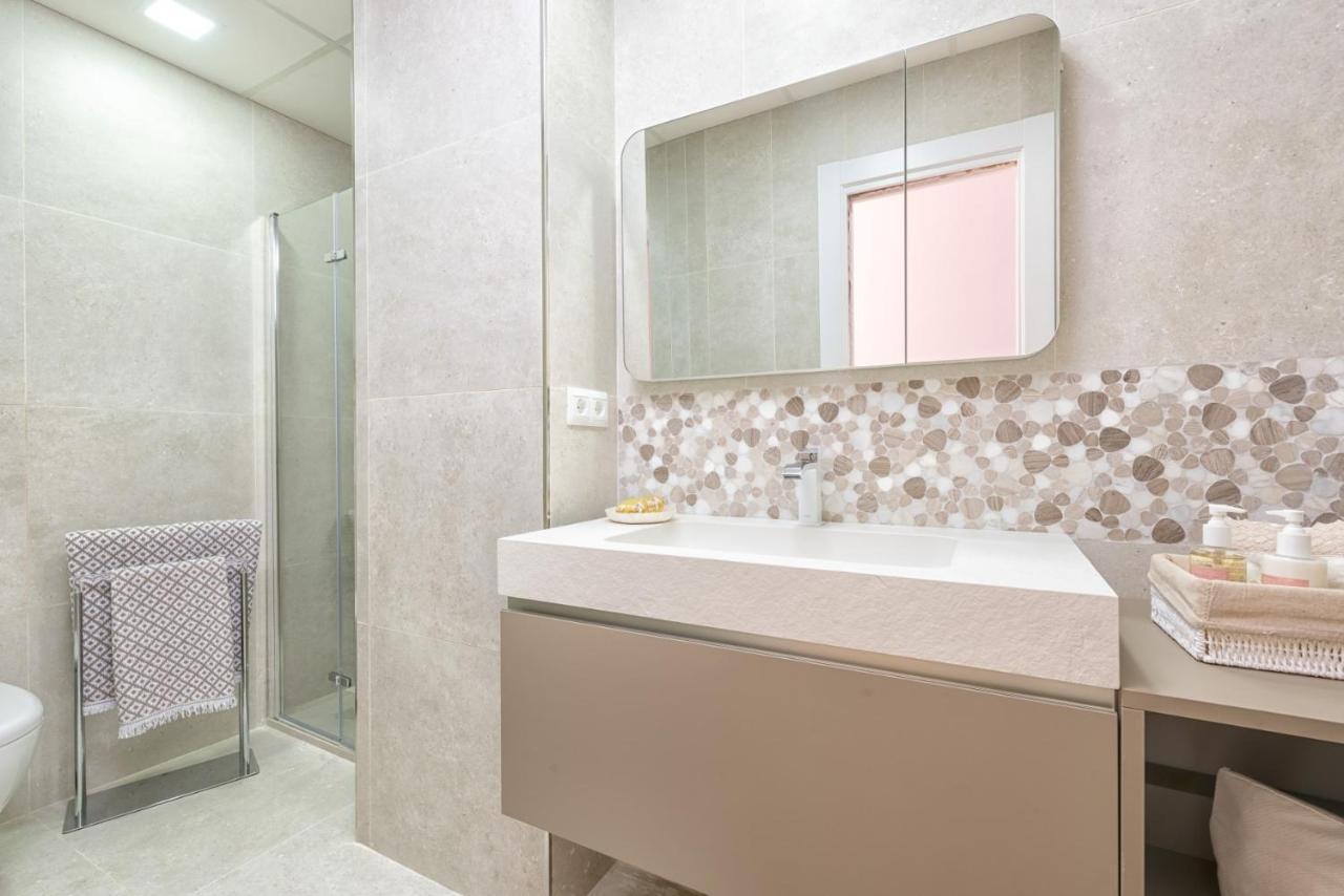 Pinzon Apartment In Malaga By Solaga Holiday Homes Eksteriør bilde