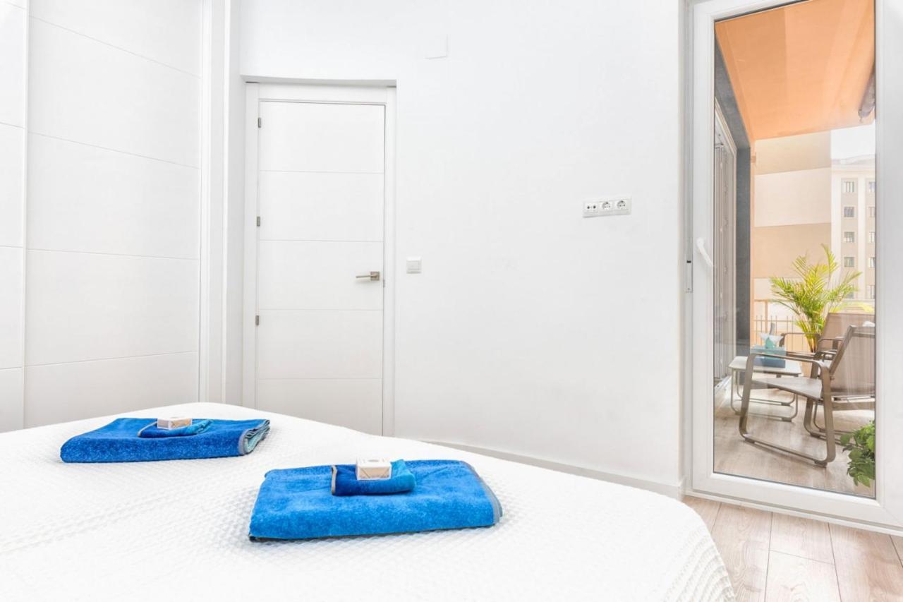 Pinzon Apartment In Malaga By Solaga Holiday Homes Eksteriør bilde